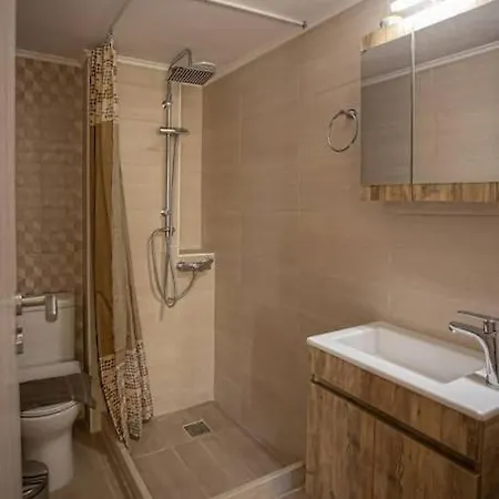 Erato Studio, Next To The Rethymno