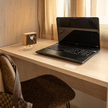 Erato Studio, Next To The Appartamento