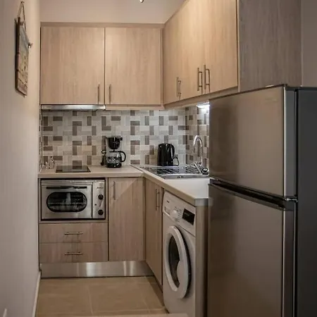 Erato Studio, Next To The Appartement